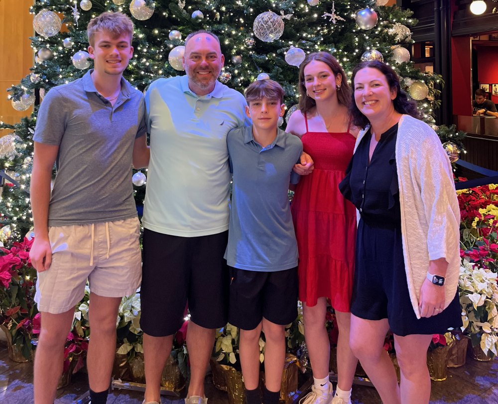 Dr. Jeff Hoekstra with his wife Carrie and their three kids